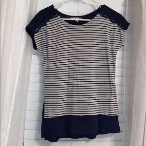 Striped lace tee